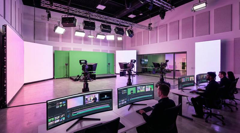 麻豆传媒制片总监